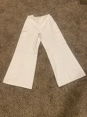 Newport News White Wide-Leg Cargo Pants